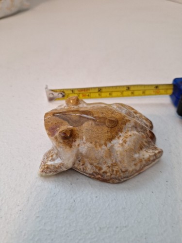 Vintage Carved Marble Stone Frog Toad Figure Ornament Paper Weight Garden Decor - Picture 3 of 4