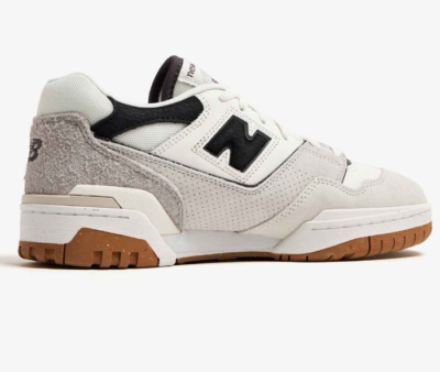 ヒナタ Women's New Balance 550 Sea Salt Grey Black Gum SIZE 7.5