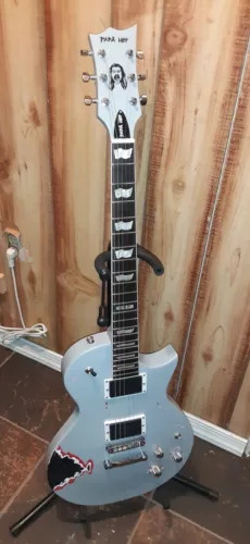 Papa Het James Hetfield Truckster Tribute 6 String Electric Guitar