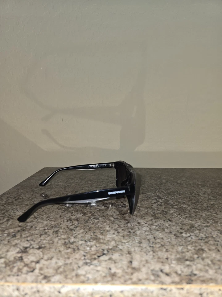 Gafas de sol grises Emporio Armani EA 4208 605187 negro brillante/plástico cristalino Foto 4 de 4