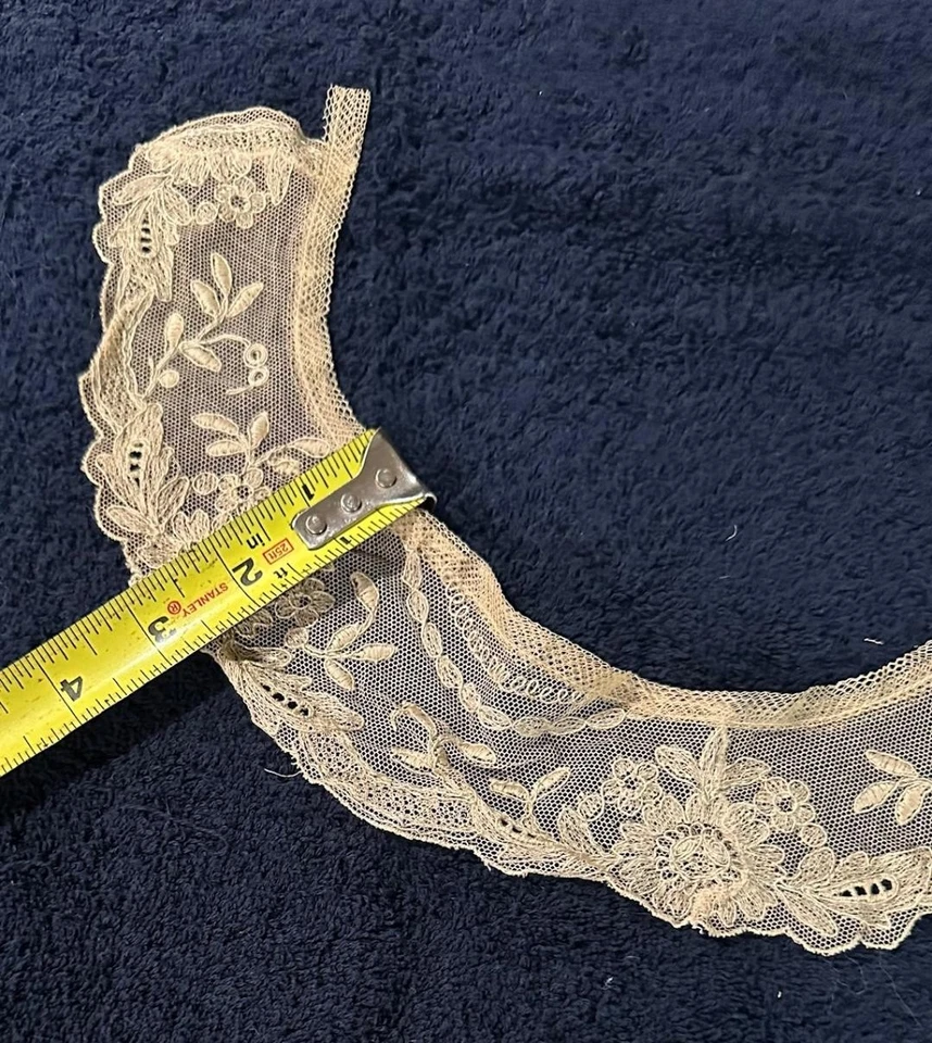 Antiguo collar de encaje eduardiano victoriano plastrón ganchillo 3D SC Estate #L Foto 3 de 3