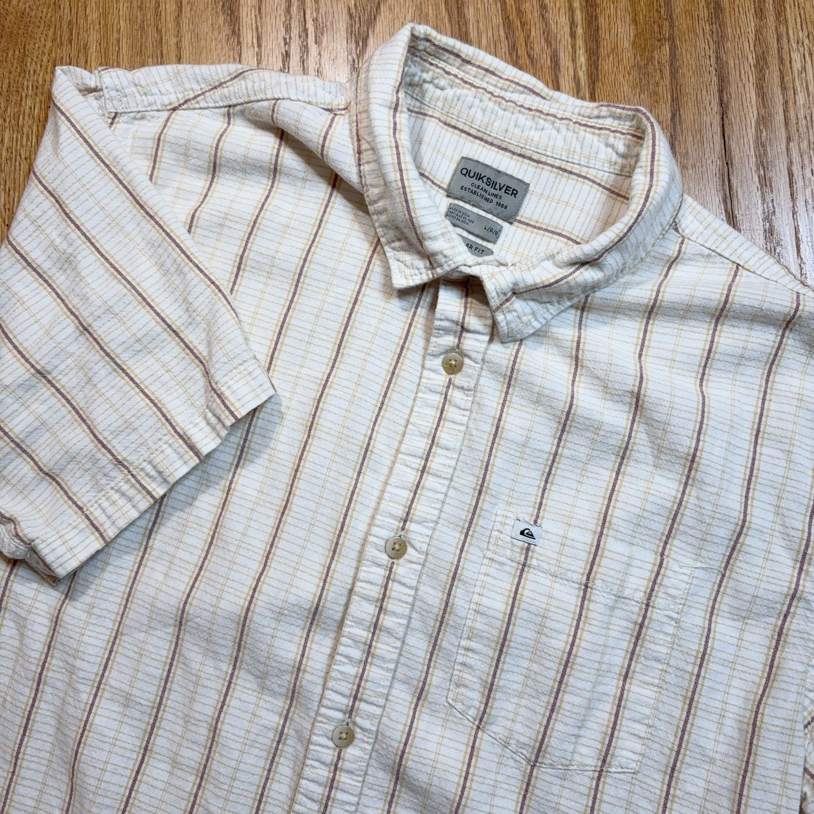 Quicksilver Clean Lines Shirt Mens Large Short Sleeve Button Up Regular Fit