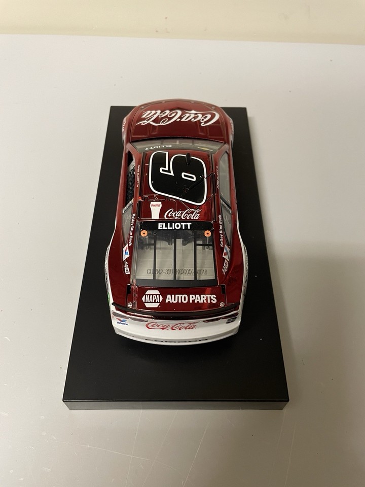 PREORDINE 2025 – Modellino Lionel 1:64 Chase Elliott Coca Cola Camaro – Pressofuso NASCAR - Foto 4