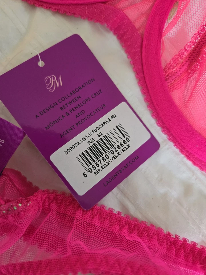 Conjunto de sujetador y bragas Agent Provacateur 34c a juego talla pequeña 2 Foto 3 de 4