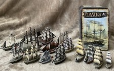 WizKids CSG Pirates 2005 Tin And Assembled Sh...