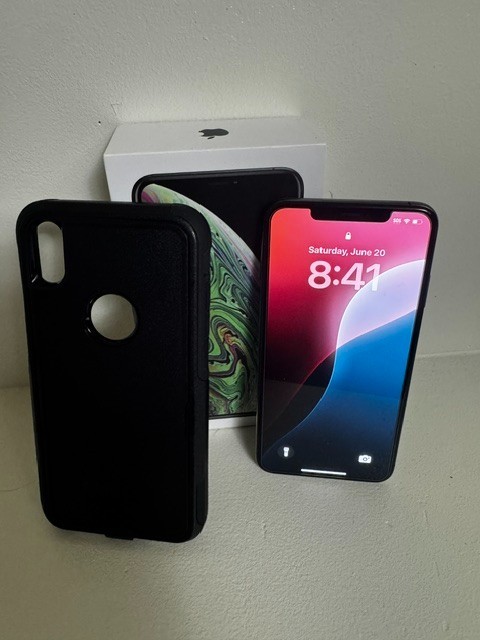 Apple iPhone XS Max - 64 GB - Space Gray (Unlocked) for sale