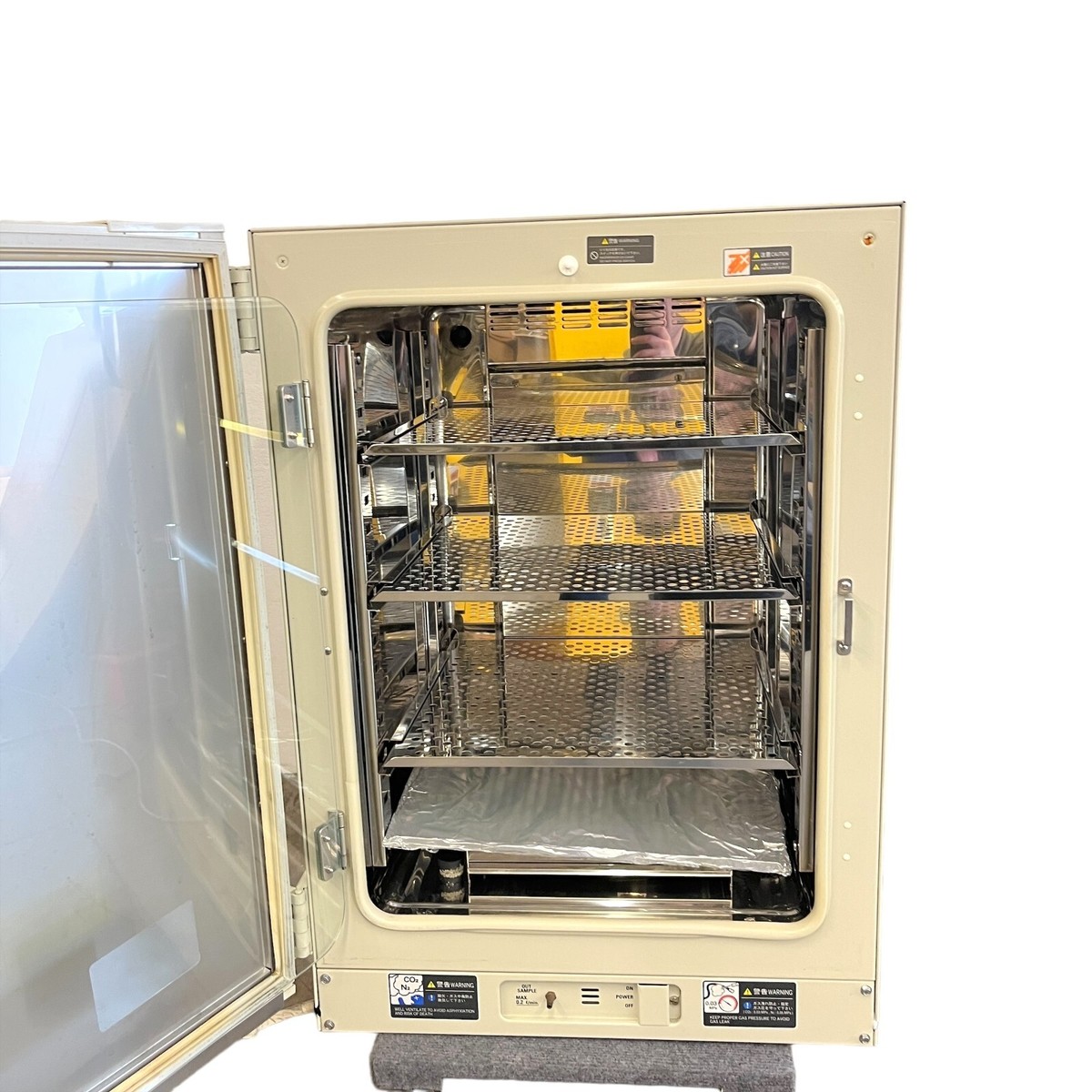 Sanyo MCO-18AIC CO2 Incubator Safecell UV Made in Japan | eBay Sanyo MCO-18AIC CO2 Incubator Safecell UV Made in Japan | eBay