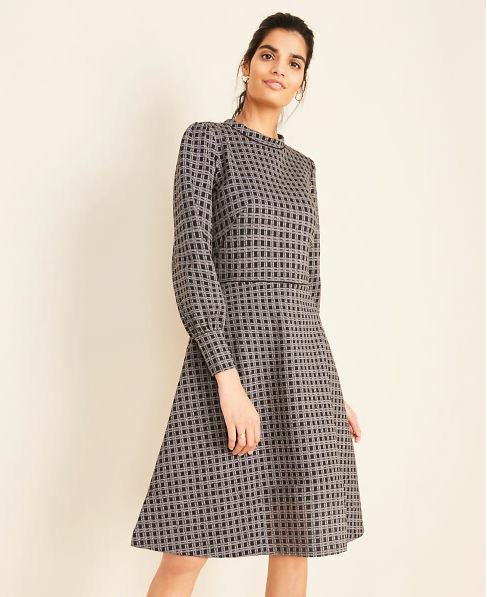 ann taylor long sleeve flare dress Ann Taylor LOFT Long Sleeves V-Neck Doubleface Flare Dress Size 6 Petite Black