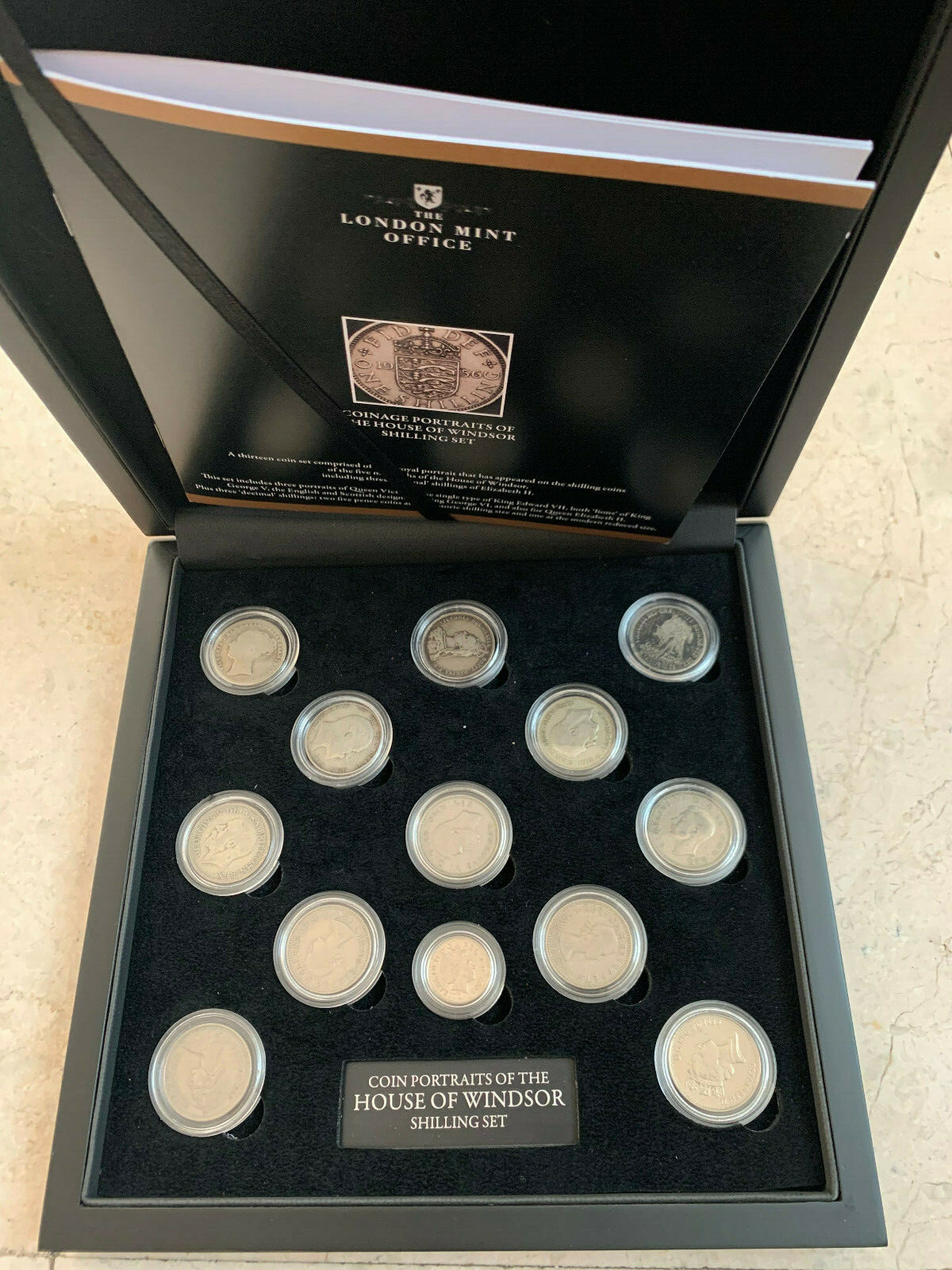 Foto 1 di 6
