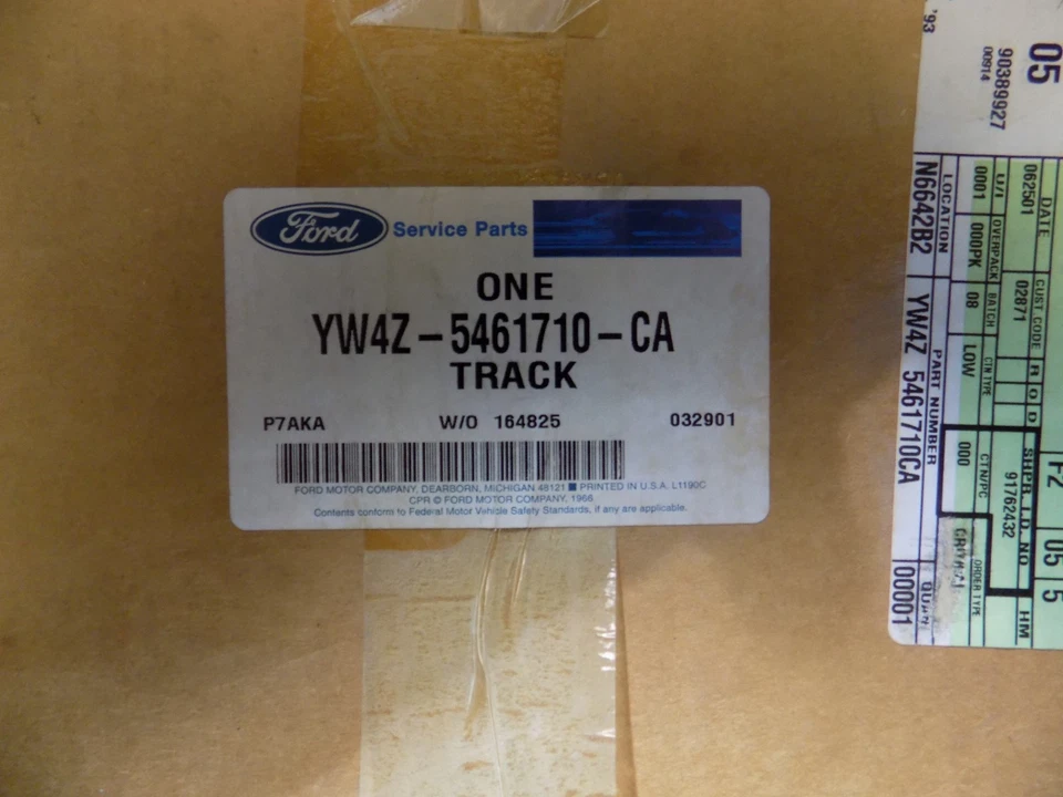 Nuevo conjunto de marco de oruga asiento pasajero delantero derecho Lincoln LS 2000-2002 OEM Foto 3 de 3