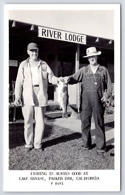 Parker Dam CA~Lake Havasu River Lodge~Old Fishermen Fish~Bib Overalls~1940s RPPC