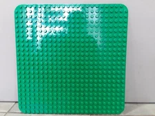 LEGO DUPLO BASE PLATE 22x22 STUDS ROUND CORNER EDGES 15" X 15"