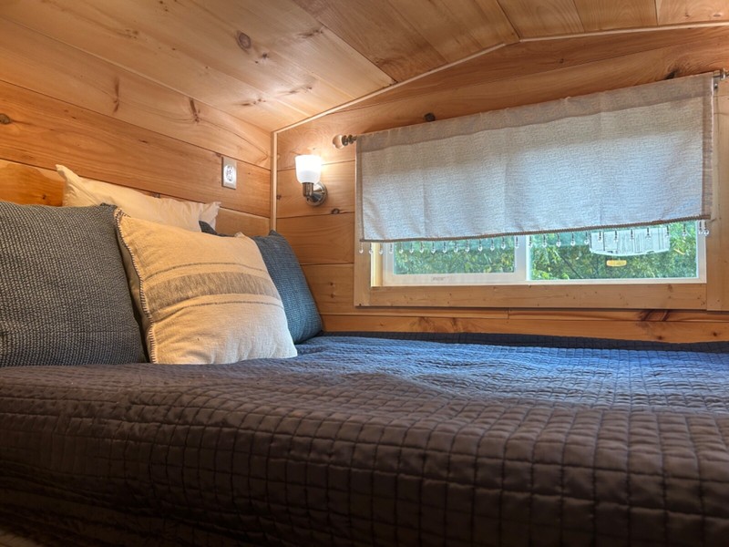 Luxurious Custom Built Tiny House (Ready for pickup or delivery) - thumbnail 6