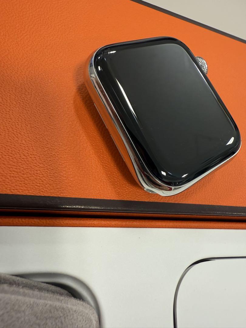 【中古品】Apple Watch Hermès series5 Hermès Series 5 Apple Watch Single Tour 40 mm - The Lux Group