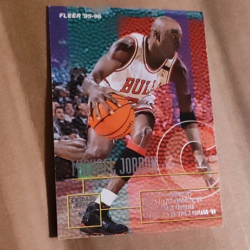 Fleer 1995-96 Michael Jordan #22 Chicago Bulls NBA Base Set Basketball Card