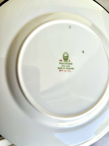 Set 4 Wedgewood Windrush Green Salad Plates England 22k Design- 2 Sets Available - Picture 3 of 4