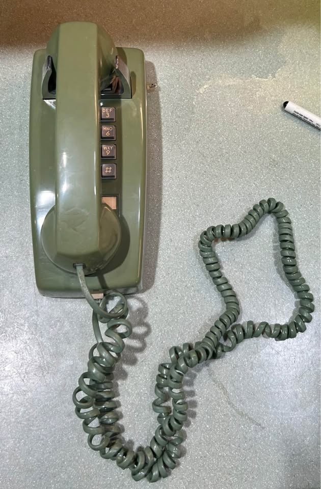 Vintage Western Electric 2554BMP Green Wall Phone – Bell System