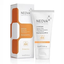 Neova Everyday Facial Fluid Broad Spectrum SPF 44 2.5oz/74ml NEW IN BOX