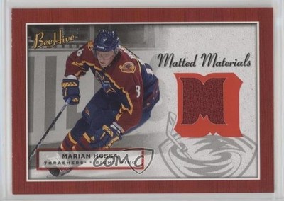 2005-06 Upper Deck Bee Hive Matted Materials Marian Hossa #MM-HO HOF av1