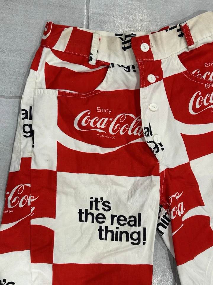 70’s VTG Coca-Cola Shorts Button-Fly All-Over Print 4-Pocket It’s The Real Thing - Image 4 of 4