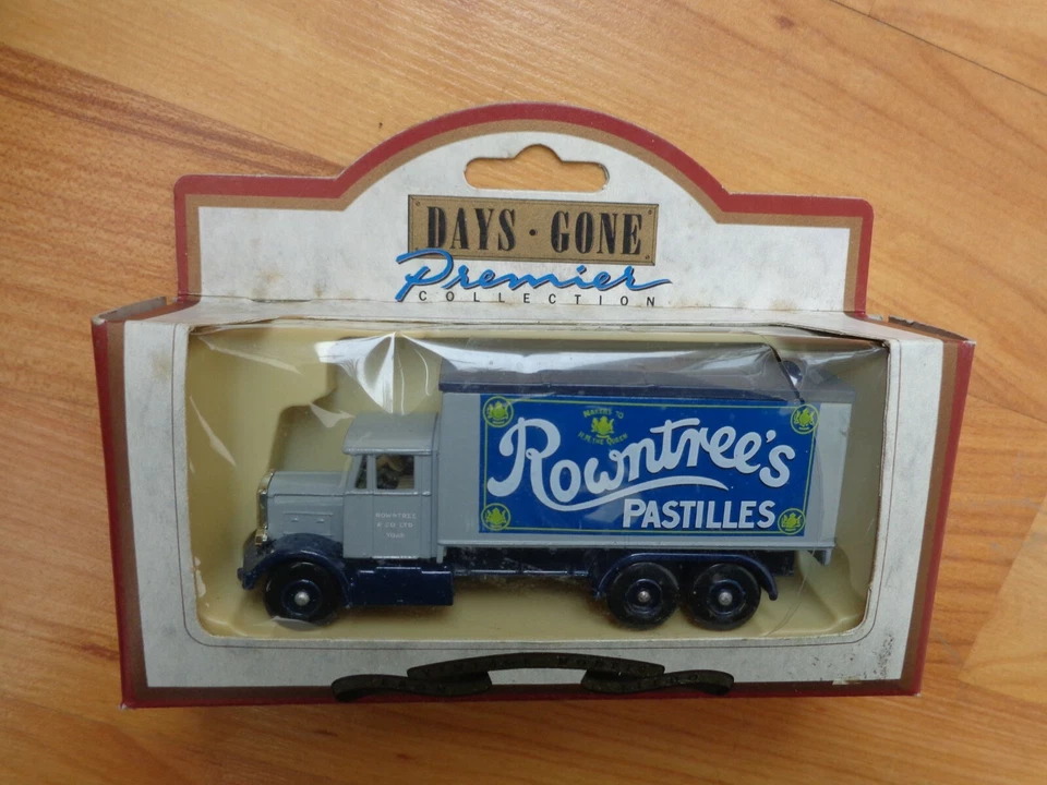 Lledo Days Gone Classic Scammell 6 Wheeler Rowntrees Fruit Pastilles 44005 - Bild 1 von 1