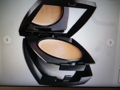 Avon True Flawless Matte Cream To Powder Foundation~10 Warm Ivory~New & Boxed~ - Picture 7 of 7