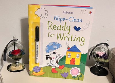 Nagelneu Usborne Wischbereit Schreibfertig.