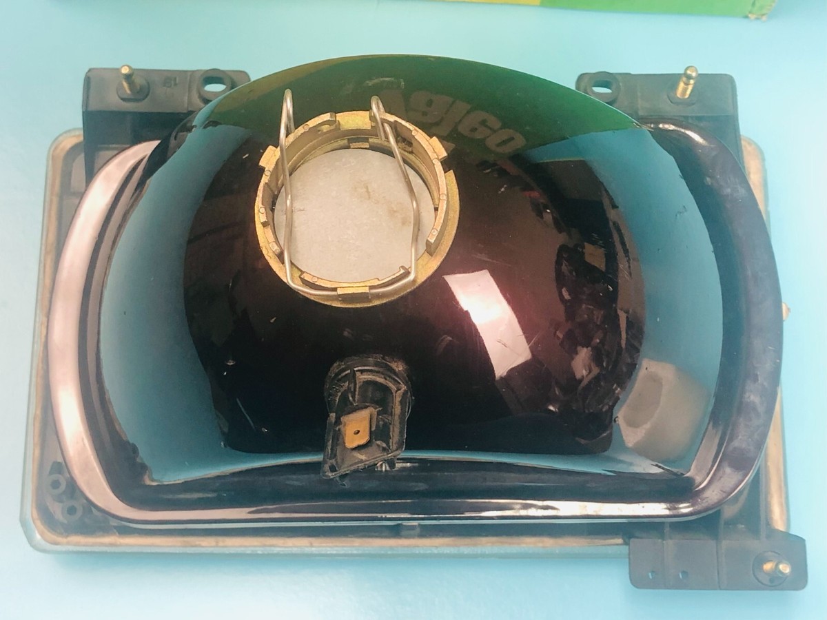 Phare Avant Gauche MARCHAL Pour PEUGEOT 604 - Réf 61267803 G - Occasion Fonctionnel
