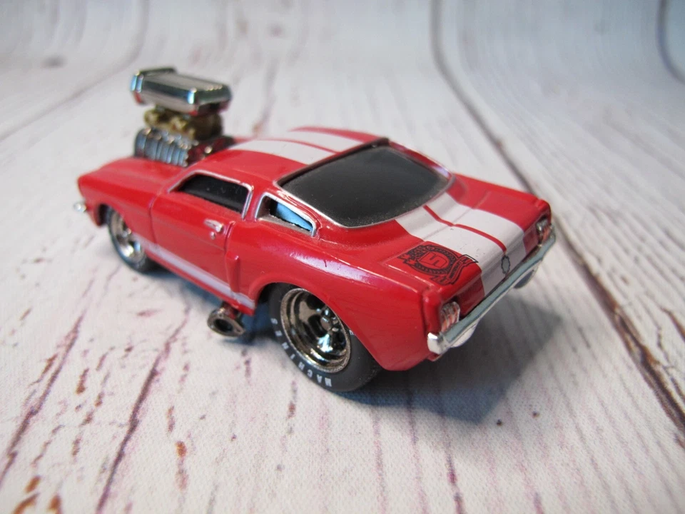 Muscle Machines automodello 66 Shelby GT-350 1/64 5th Year Anniversary ford cars - Immagine 4 di 4