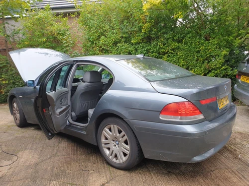 BMW 735i.   2002 E65 model in overall very good condition NEEDS ATTENTION - Picture 4 of 11