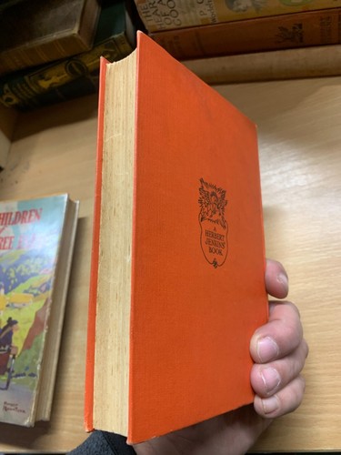 VINTAGE P G WODEHOUSE "THE CODE OF THE WOOSTERS" 5TH PRINT HARDBACK BOOK (P3) - Picture 3 of 13