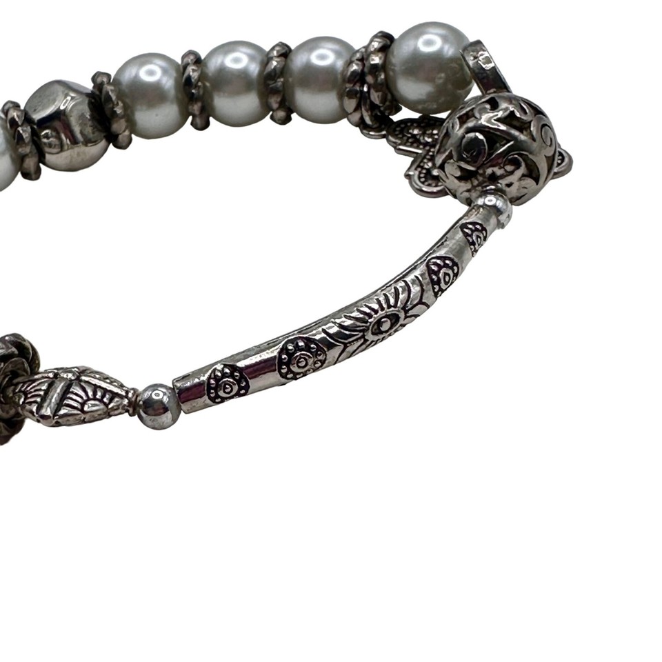 Alexa's Angels Bracelet Women Silver Tone Stretch Beaded Cross