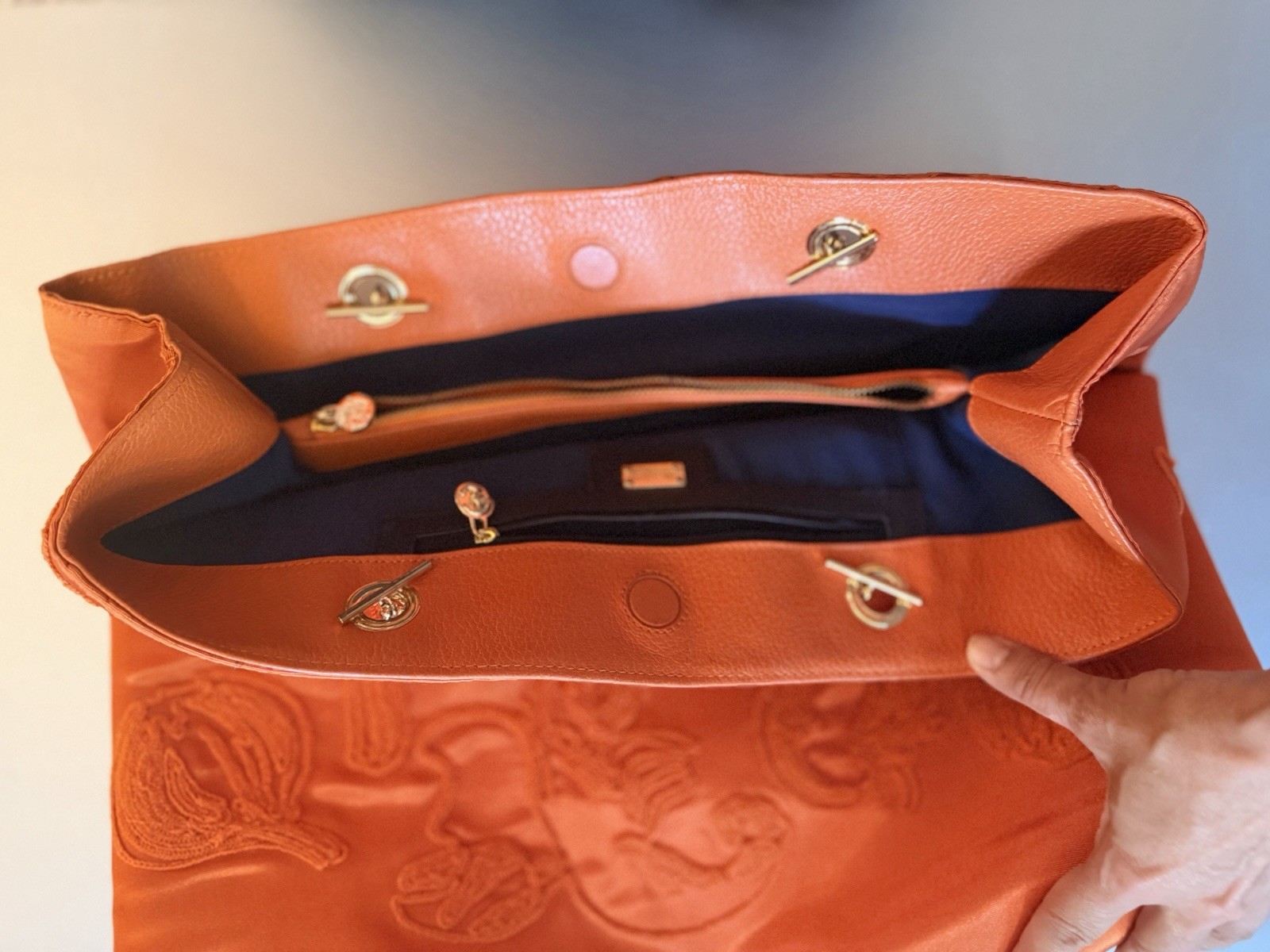 Moschino Large Tote Orange — image 5