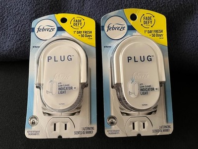 2-Febreze Alternating Scented Oil Electrical Warmer W/Low Level Indicator Light