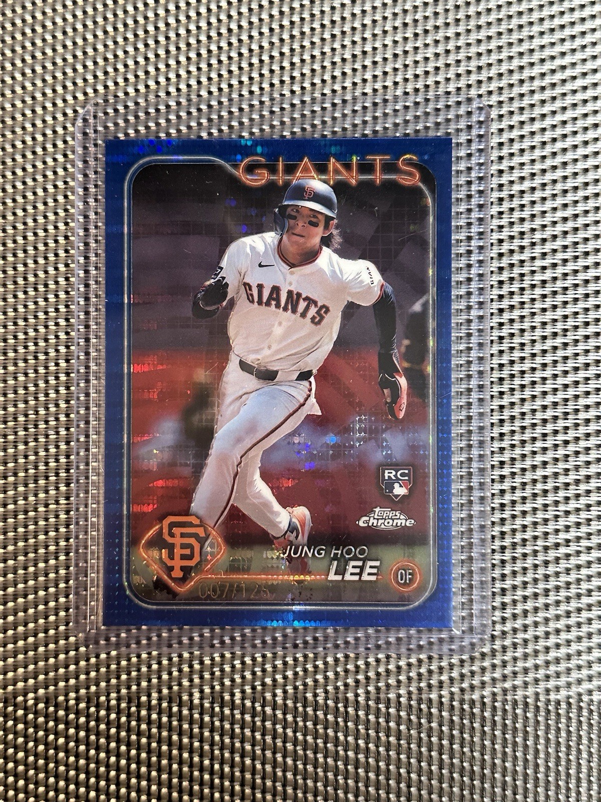 2024 Topps Chrome - Jung-Hoo Lee #201 Blue Sonar Refractor /125 (RC)