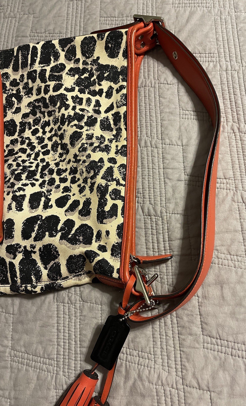 COACH OCELOT LEOPARD CARRIE PARK TOTE BAG F23278 RED BLACK