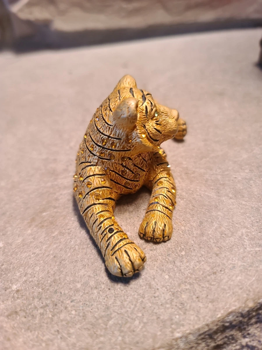 Tiger ring holder online