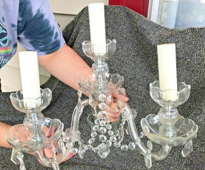 Vintage-Czechoslovakian-Czech-Chandelier-Style-Crystal-Wall-Sconce-3-Arm