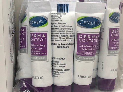 Cetaphil Pro Dermacontrol Oil Absorbing Moisturizer SPF 30 Travel Sz Lot Of 12 - Picture 2 of 12