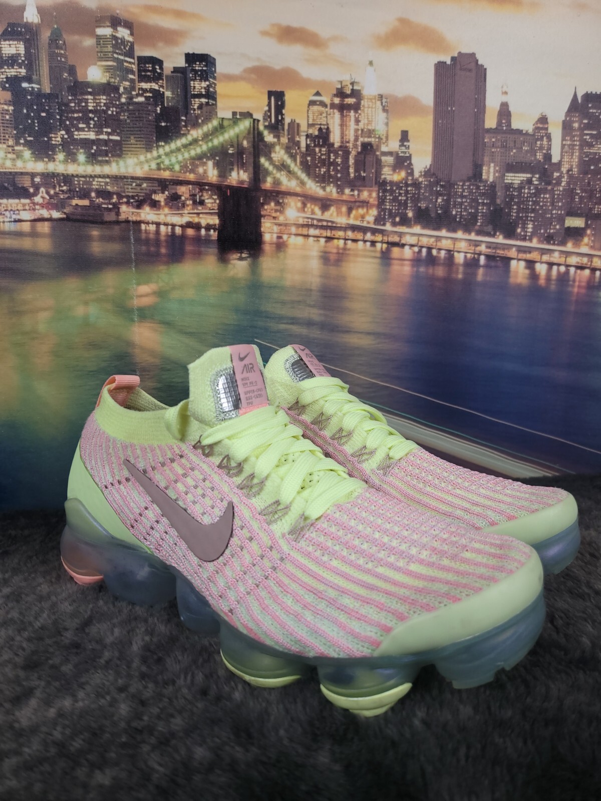 Nike Air Vapormax Flyknit Barely Volt Pink Women's Sz