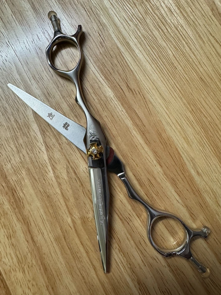 Very Rare Dragon Ryu Cosmos Symmetric 173 5.8" Right Handed Hair Scissors Japan - Image 4 of 4