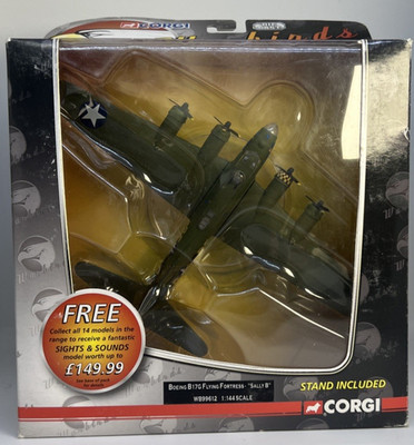 Corgi Warbirds WB99612 - Boeing B-17G Flying Fortress ''Sally B'' 1:144