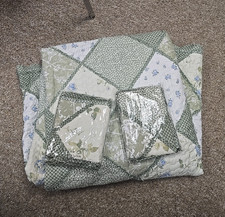 NEW Green Floral Maya Patchwork Reversible Bedspread Quilt Sham Set Full/Queen