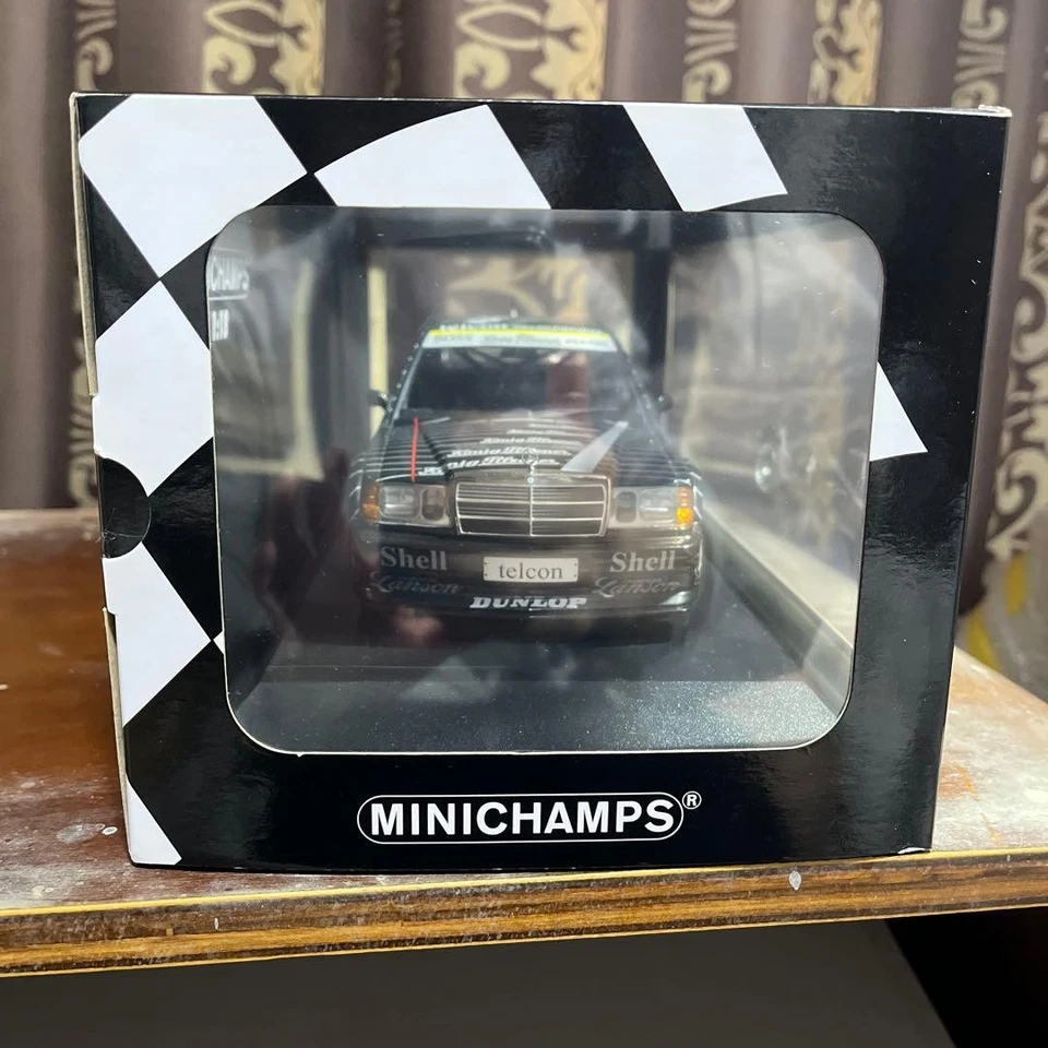 Minichamps 118 Mercedes-benz 190e 2.5-16 Evo 1 Diecast Model Car Collectors - Image 2 of 4