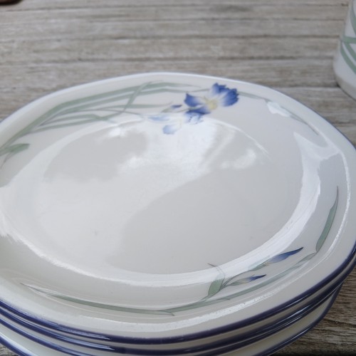 5 x ROYAL DOULTON 'MINERVA' 6 1/2" plates - Picture 5 of 5