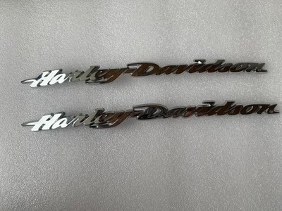 OEM HARLEY DAVIDSON FUEL TANK EMBLEMS MEDALIONS 14100588 14100587 CHROME