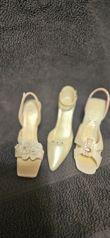 Vintage Decorative Minature Set Of 3 Shoes.