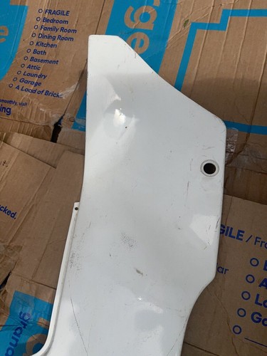 1986 86 86-88 Yamaha FZ 600 FZ600 Right Side Tail Fairing Cowl Shroud Cowl - Picture 4 of 8