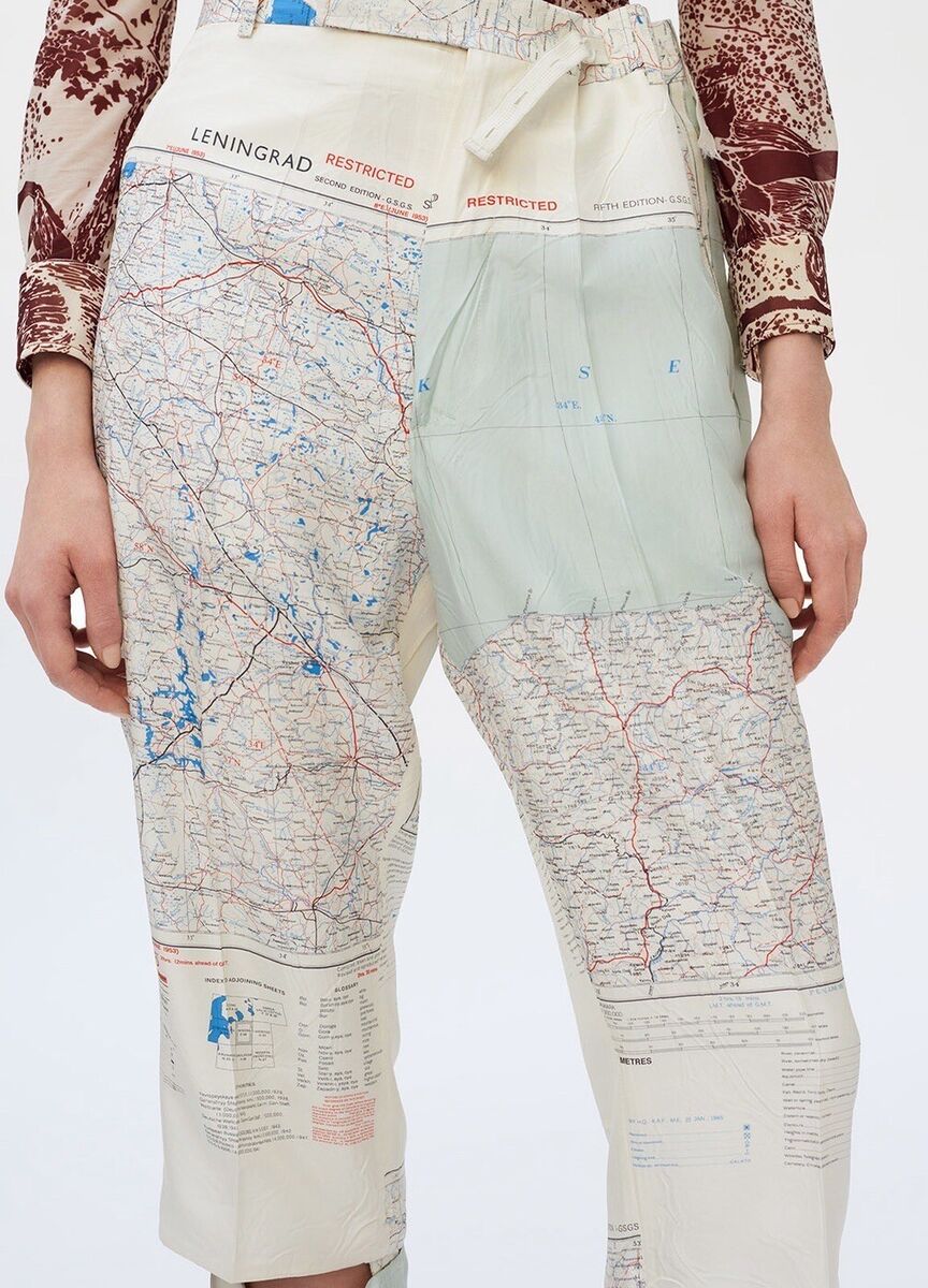 Celine Map Print Silk Pants FALL 2017 collection, Size 36 FR Celine Map Print Silk Pants FALL 2017 collection, Size 36 FR