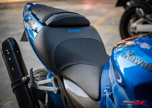 SEAT COVER Kawasaki Ninja ZX-12R ('00-'06) Motok Antislip Waterproof w/ Logo